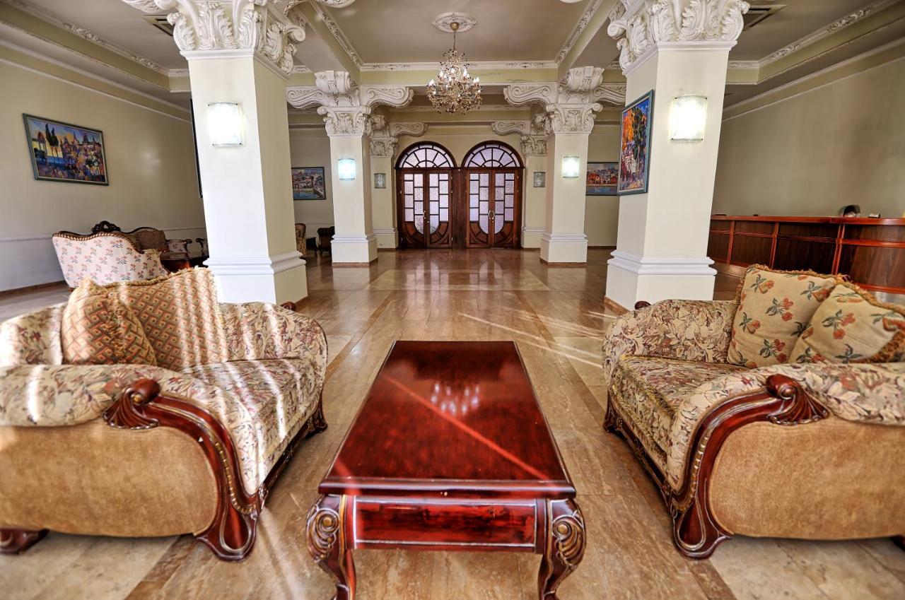סוקהום Ritsa Hotel מראה חיצוני תמונה