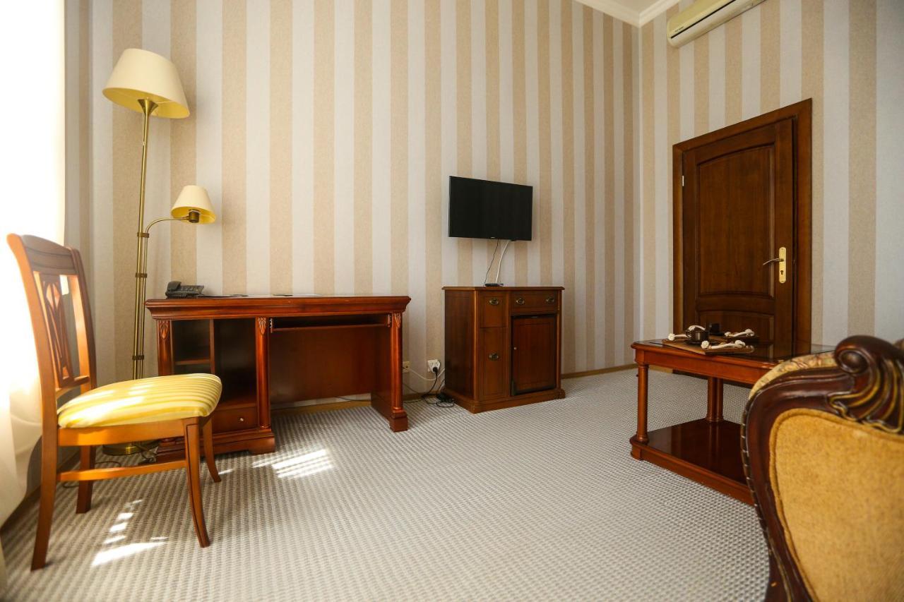 סוקהום Ritsa Hotel מראה חיצוני תמונה